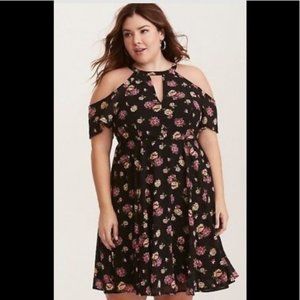 TORRID BLACK FLORAL HIGH NECK CHIFFON DRESS SZ 18